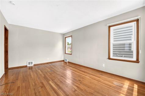 1308 Hillsdale Avenue Parma OH 44134
