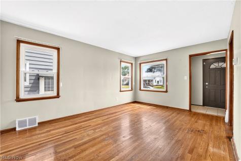 1308 Hillsdale Avenue Parma OH 44134