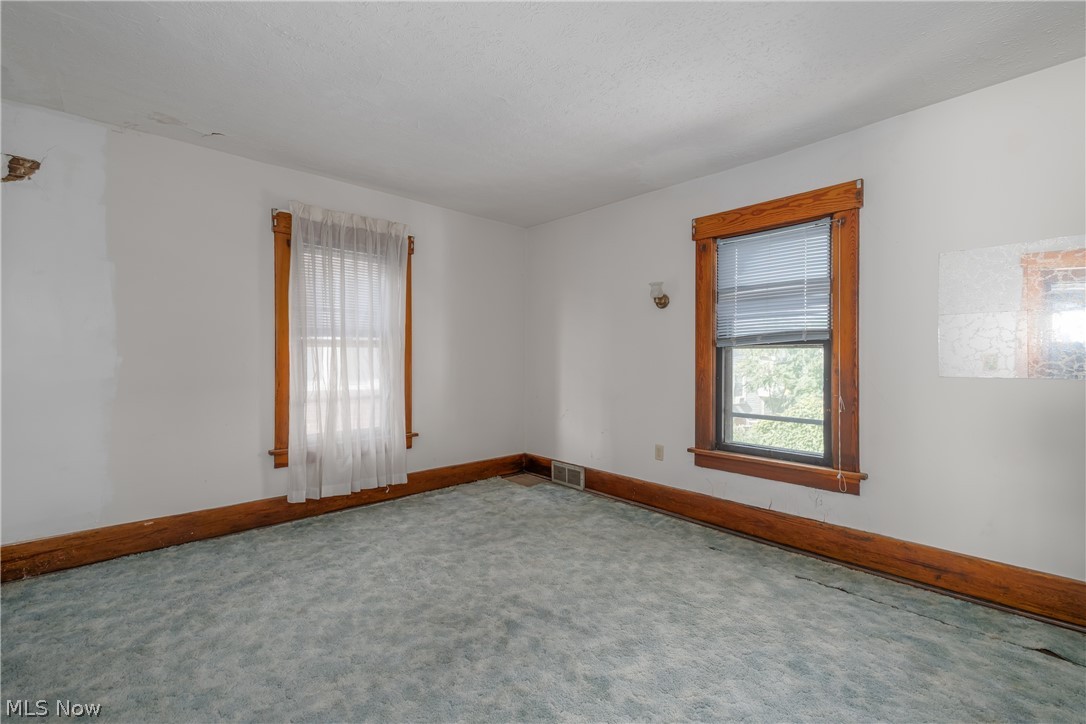 523 9th Street NW Canton OH 44703