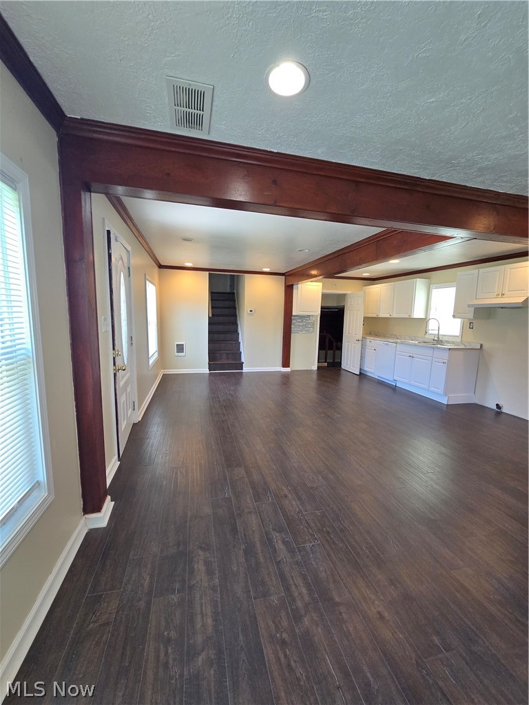 5186 Jaycox Road North Ridgeville OH 44039