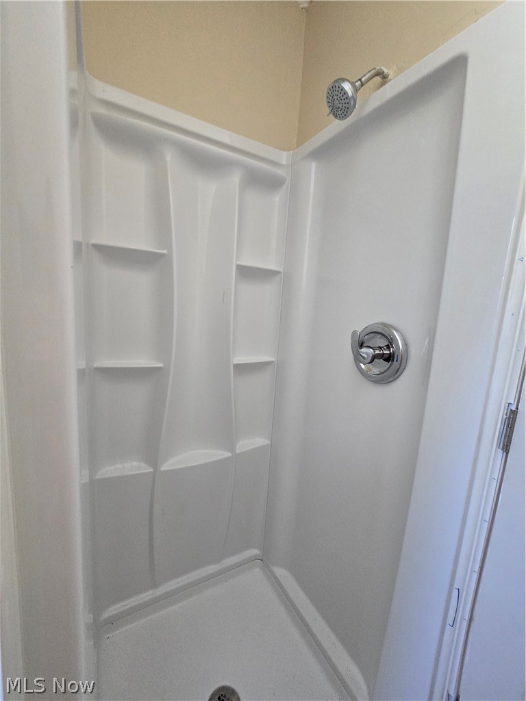5186 Jaycox Road North Ridgeville OH 44039