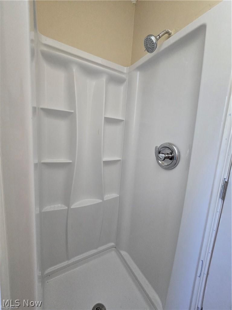 5186 Jaycox Road North Ridgeville OH 44039