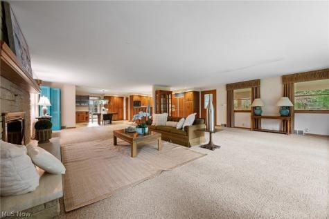 806 E Warner Road Akron OH 44319