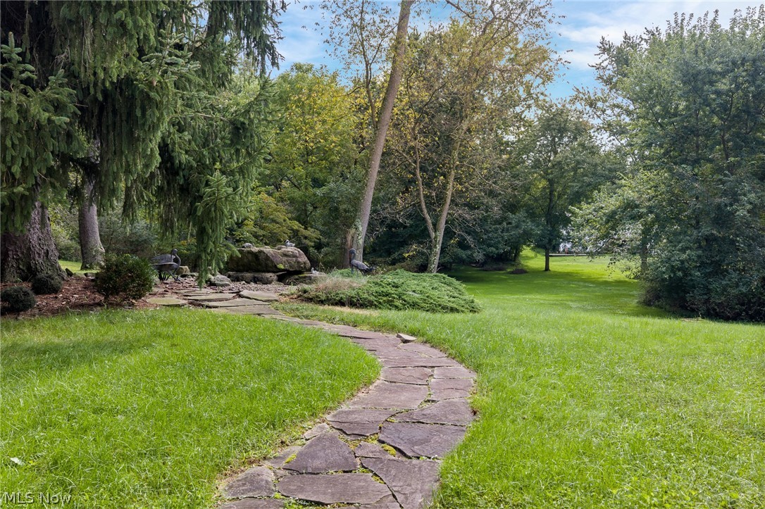 806 E Warner Road Akron OH 44319