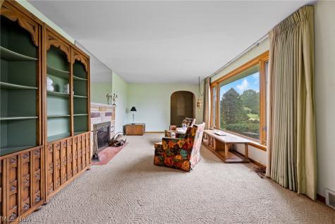 806 E Warner Road Akron OH 44319