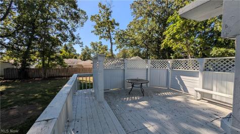 424 E 319th Street Willowick OH 44095