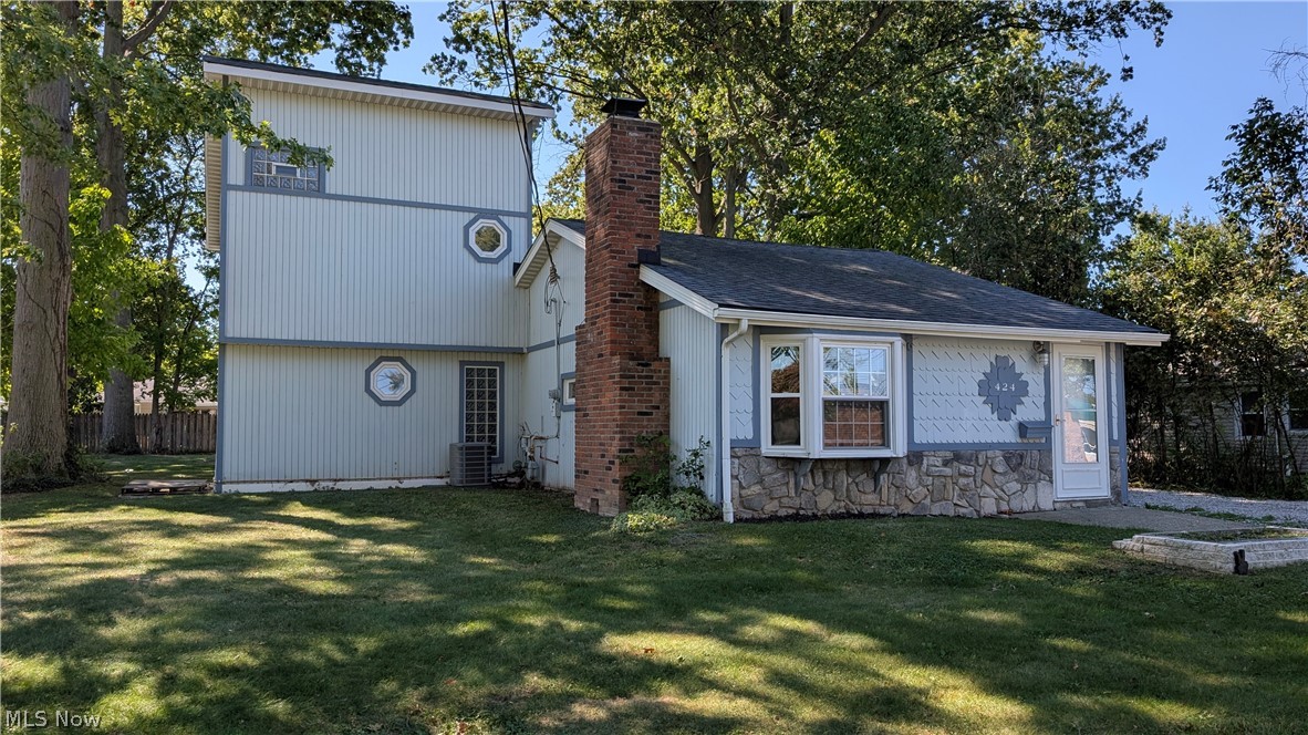 424 E 319th Street Willowick OH 44095
