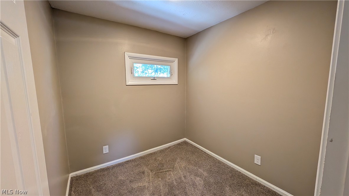 424 E 319th Street Willowick OH 44095