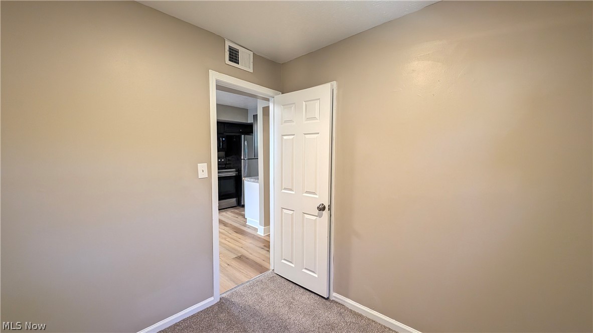 424 E 319th Street Willowick OH 44095