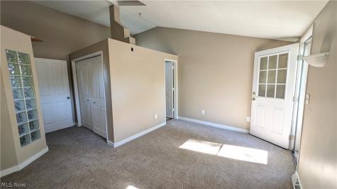 424 E 319th Street Willowick OH 44095