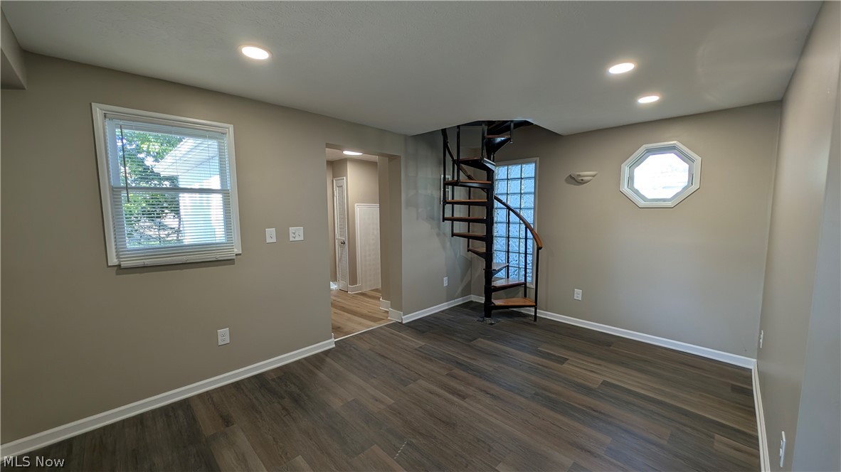 424 E 319th Street Willowick OH 44095