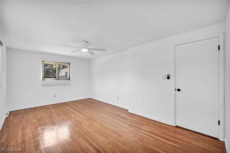 4915 Fairlawn Road Lyndhurst OH 44124