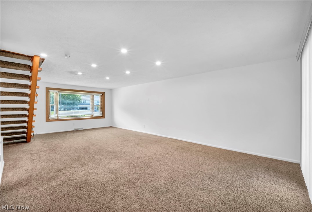 4915 Fairlawn Road Lyndhurst OH 44124