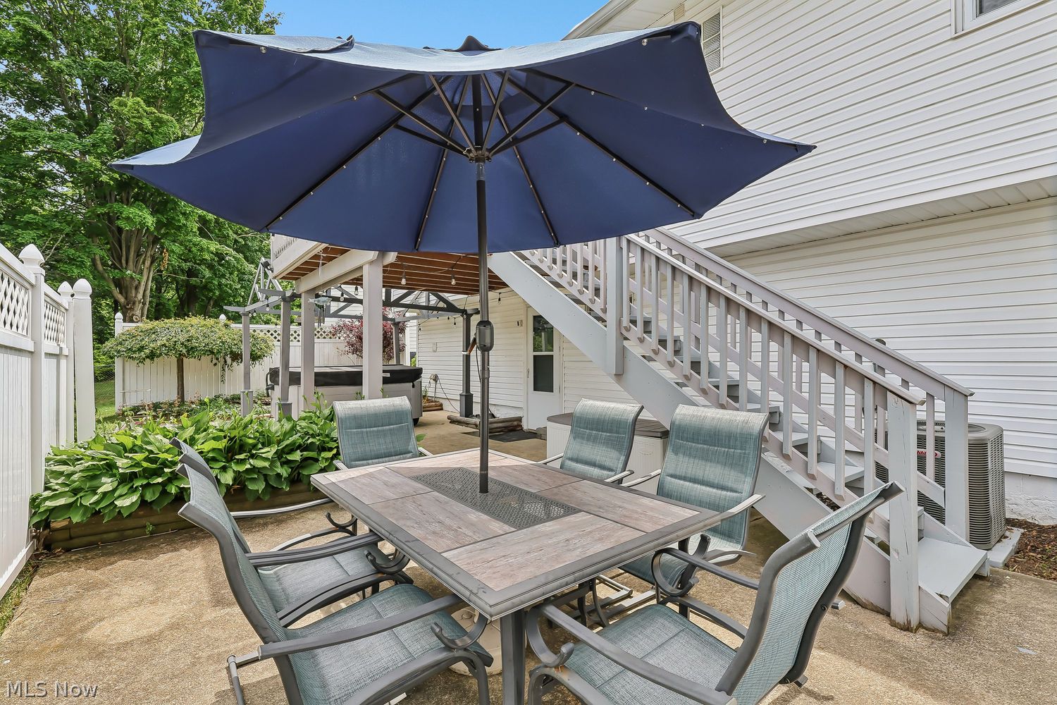2045 Hermitage Drive Twinsburg OH 44087