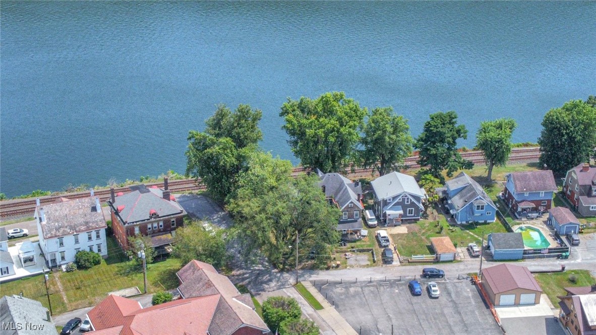 909 Riverside Avenue Wellsville OH 43968