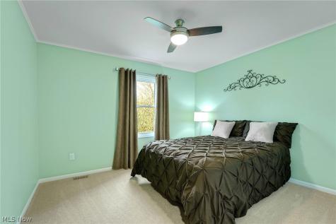 10287 Laura Lane Twinsburg OH 44087