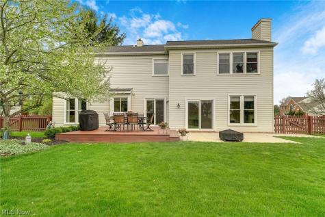 10287 Laura Lane Twinsburg OH 44087