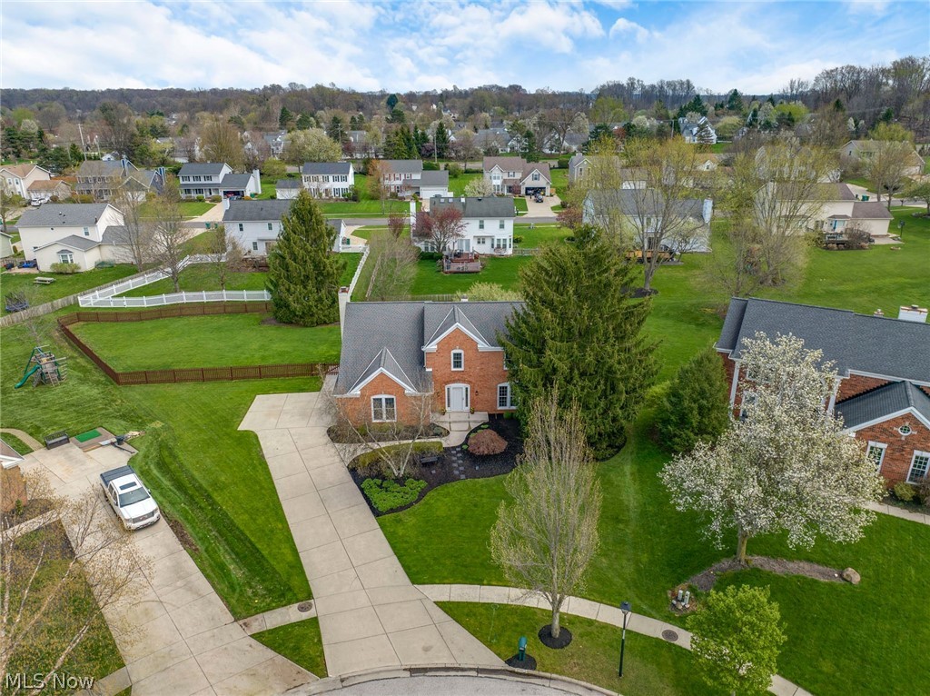 10287 Laura Lane Twinsburg OH 44087