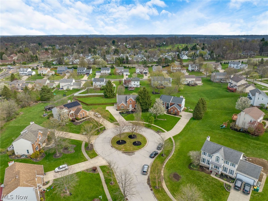 10287 Laura Lane Twinsburg OH 44087