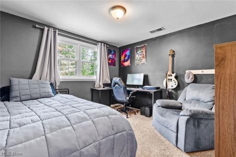 8800 Stoneman Road Streetsboro OH 44241