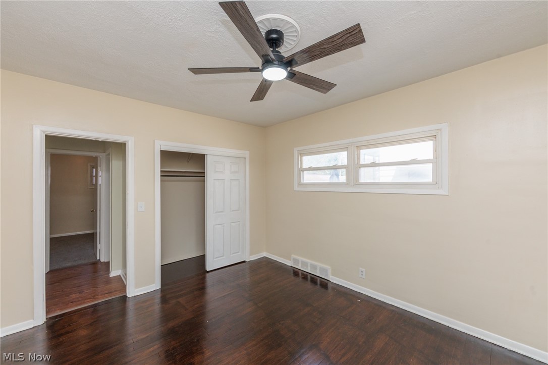 4004 E 41st Street Newburgh Heights OH 44105