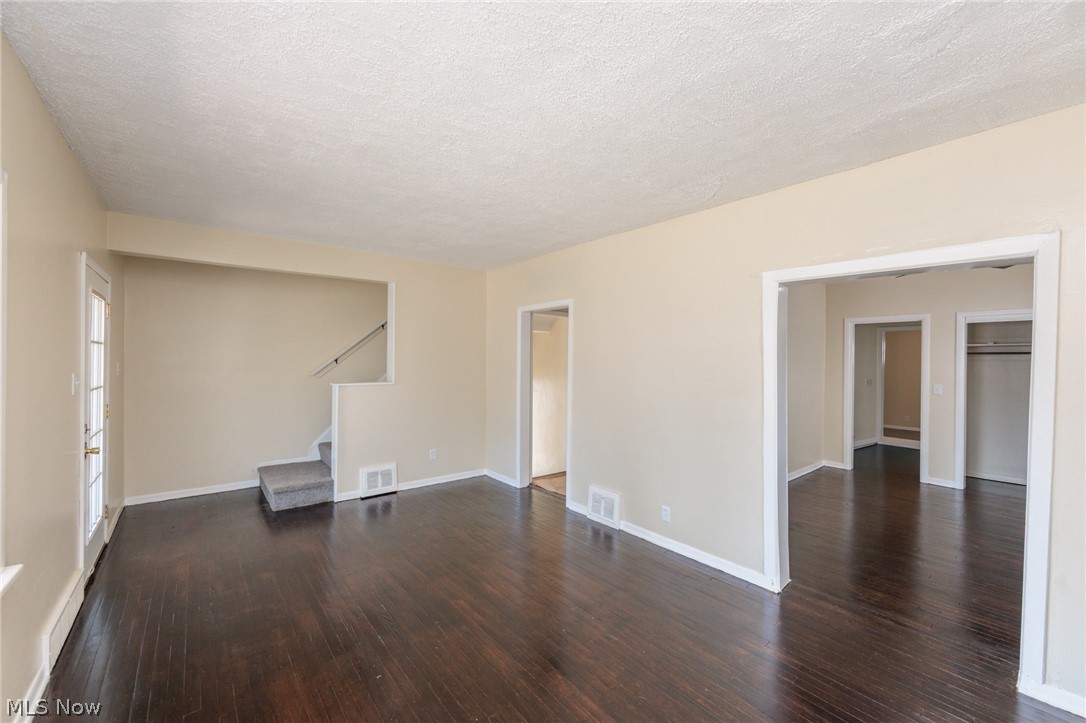 4004 E 41st Street Newburgh Heights OH 44105