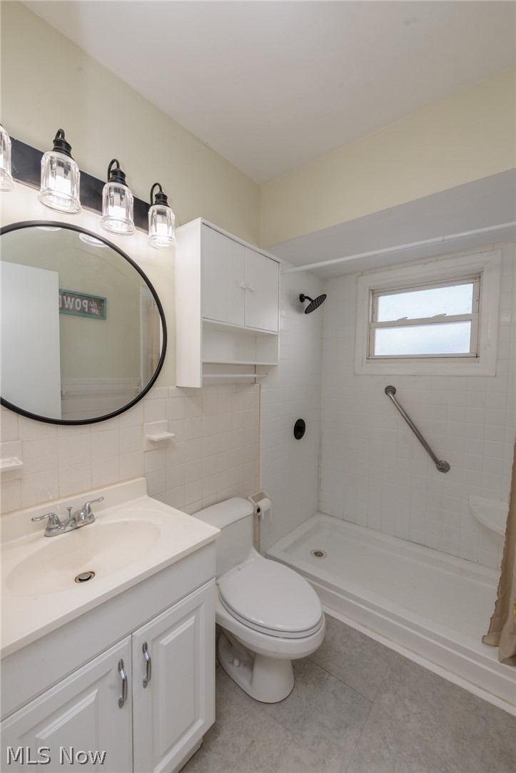 4004 E 41st Street Newburgh Heights OH 44105