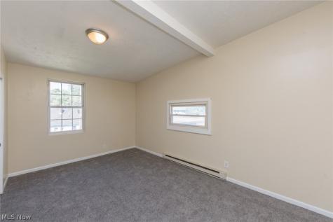 4004 E 41st Street Newburgh Heights OH 44105