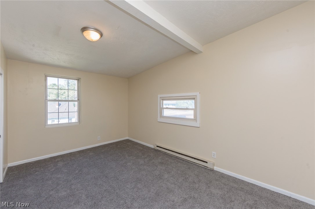 4004 E 41st Street Newburgh Heights OH 44105