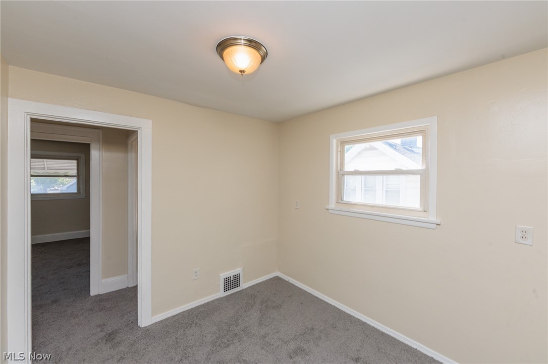 4004 E 41st Street Newburgh Heights OH 44105