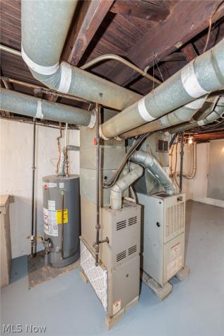 4004 E 41st Street Newburgh Heights OH 44105