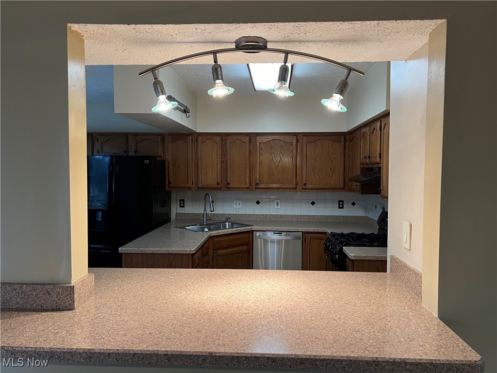 15390 Highland Park Strongsville OH 44136