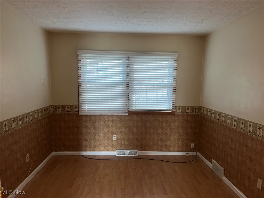 15390 Highland Park Strongsville OH 44136