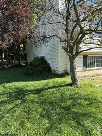 901 Meadow Gate Way Medina OH 44256