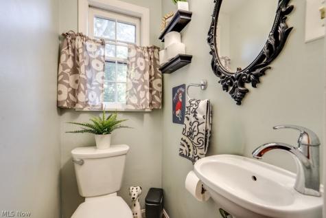 581 Palisades Drive Akron OH 44303