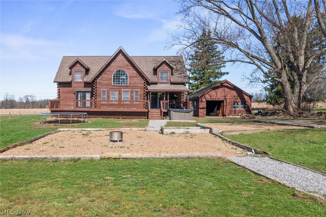 4911 Miller Road Lowellville OH 44436