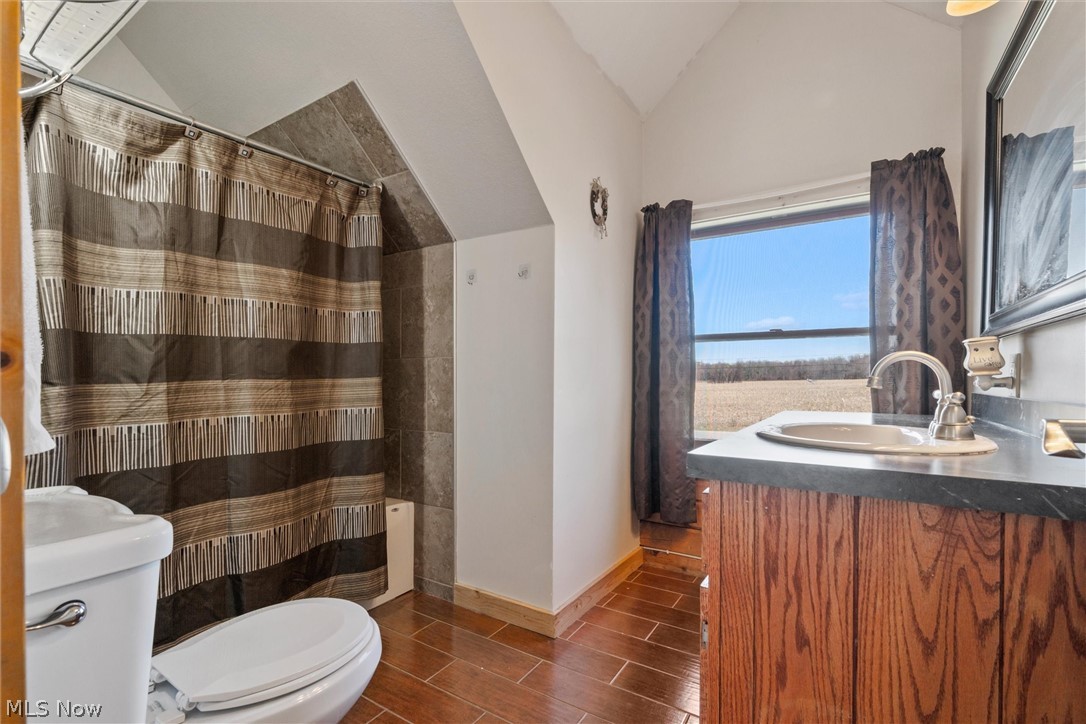 4911 Miller Road Lowellville OH 44436