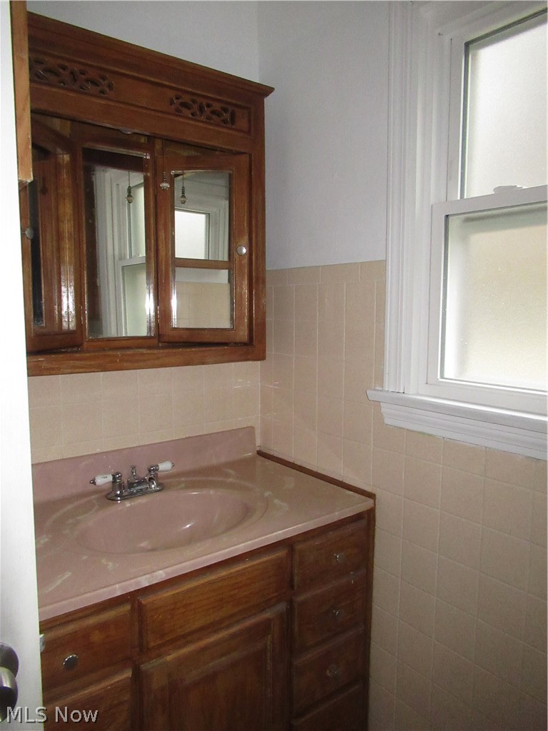 223 Fairview Avenue Canfield OH 44406