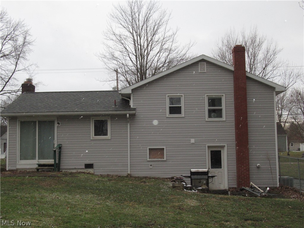 223 Fairview Avenue Canfield OH 44406