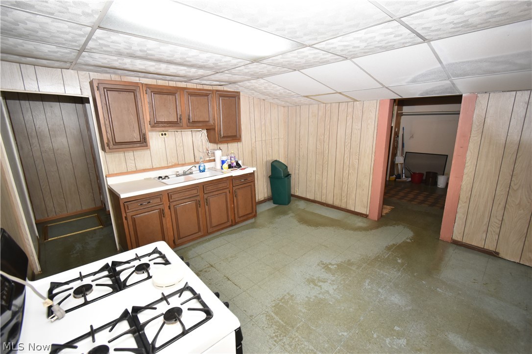 7424 Dudley Avenue Cleveland OH 44102