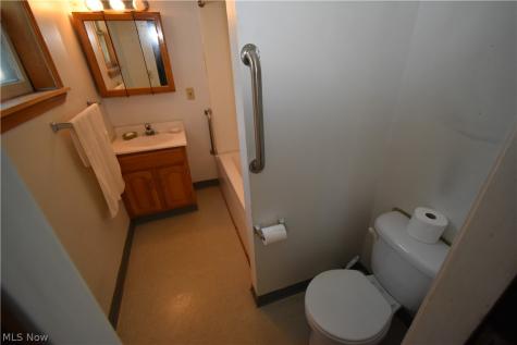 7424 Dudley Avenue Cleveland OH 44102