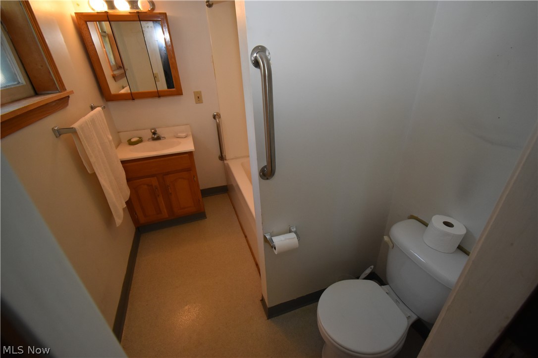 7424 Dudley Avenue Cleveland OH 44102