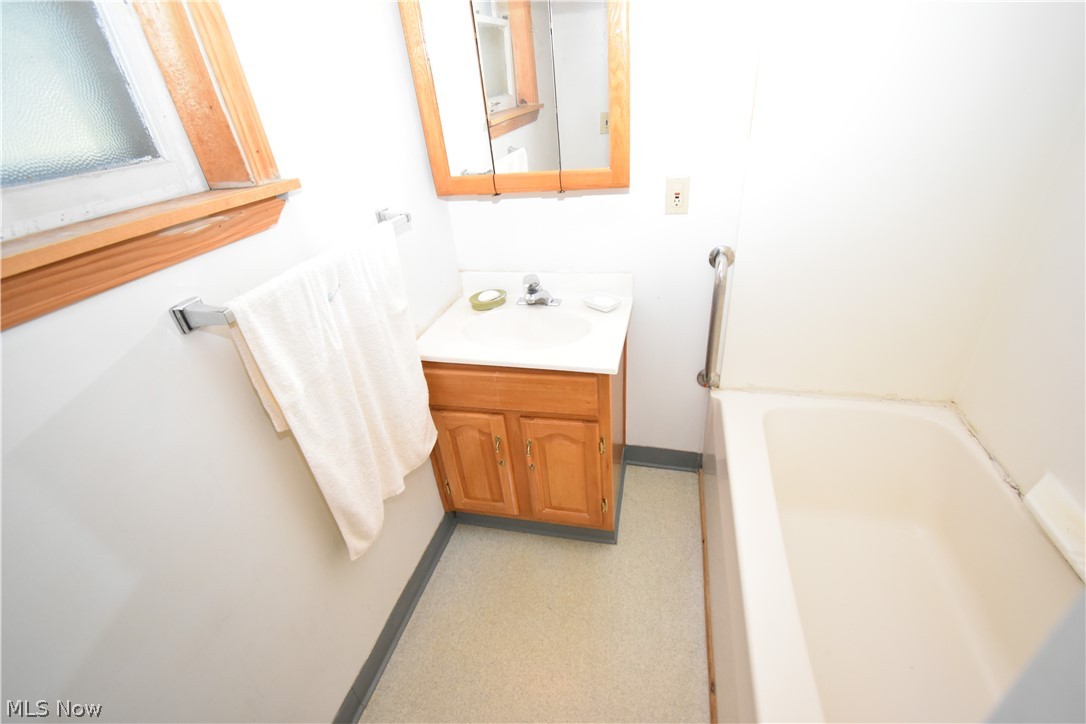7424 Dudley Avenue Cleveland OH 44102