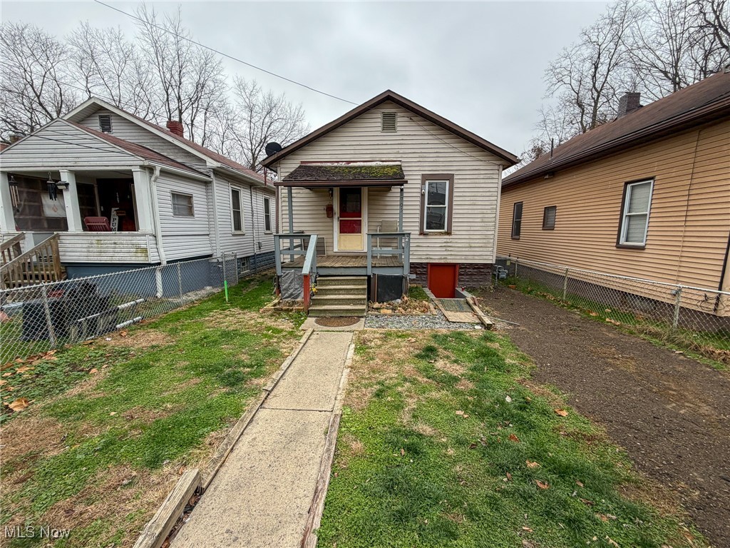 1705 Cleveland Avenue East Liverpool OH 43920