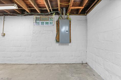 3936 S Union Avenue Alliance OH 44601