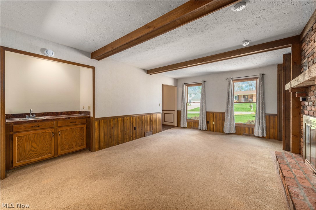 16225 Lake Forest Drive Strongsville OH 44136