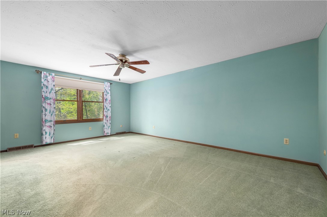 16225 Lake Forest Drive Strongsville OH 44136
