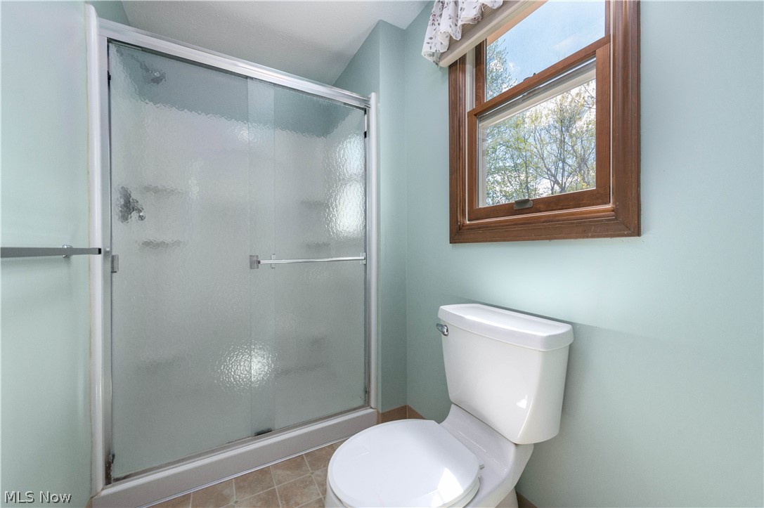 16225 Lake Forest Drive Strongsville OH 44136