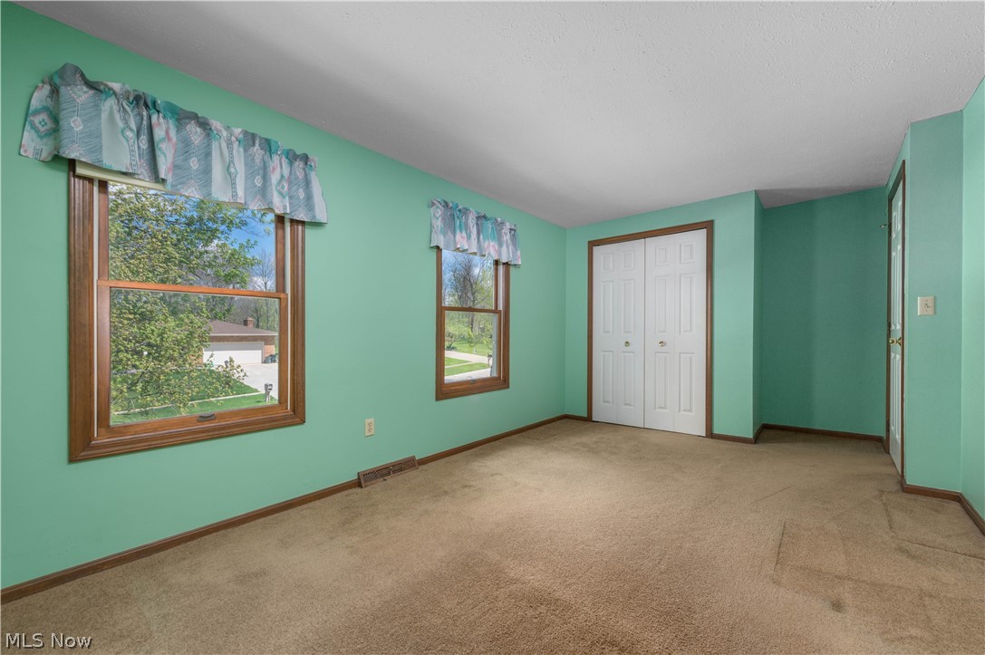 16225 Lake Forest Drive Strongsville OH 44136