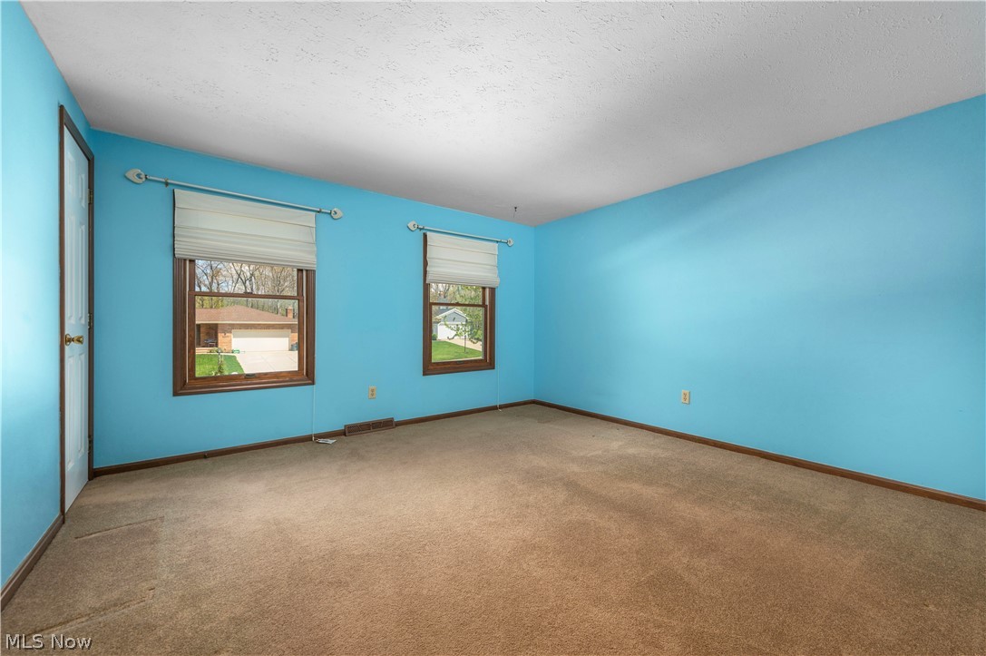 16225 Lake Forest Drive Strongsville OH 44136